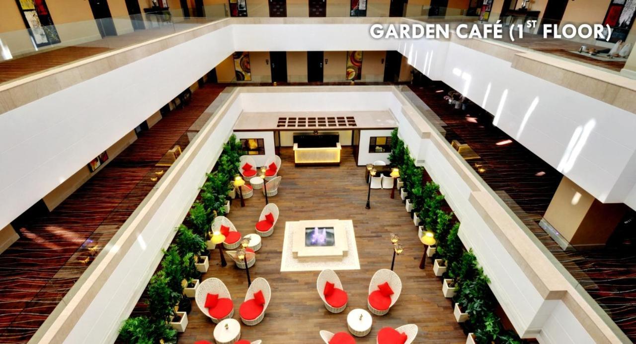The Fern Residency Rajkot Hotel Luaran gambar