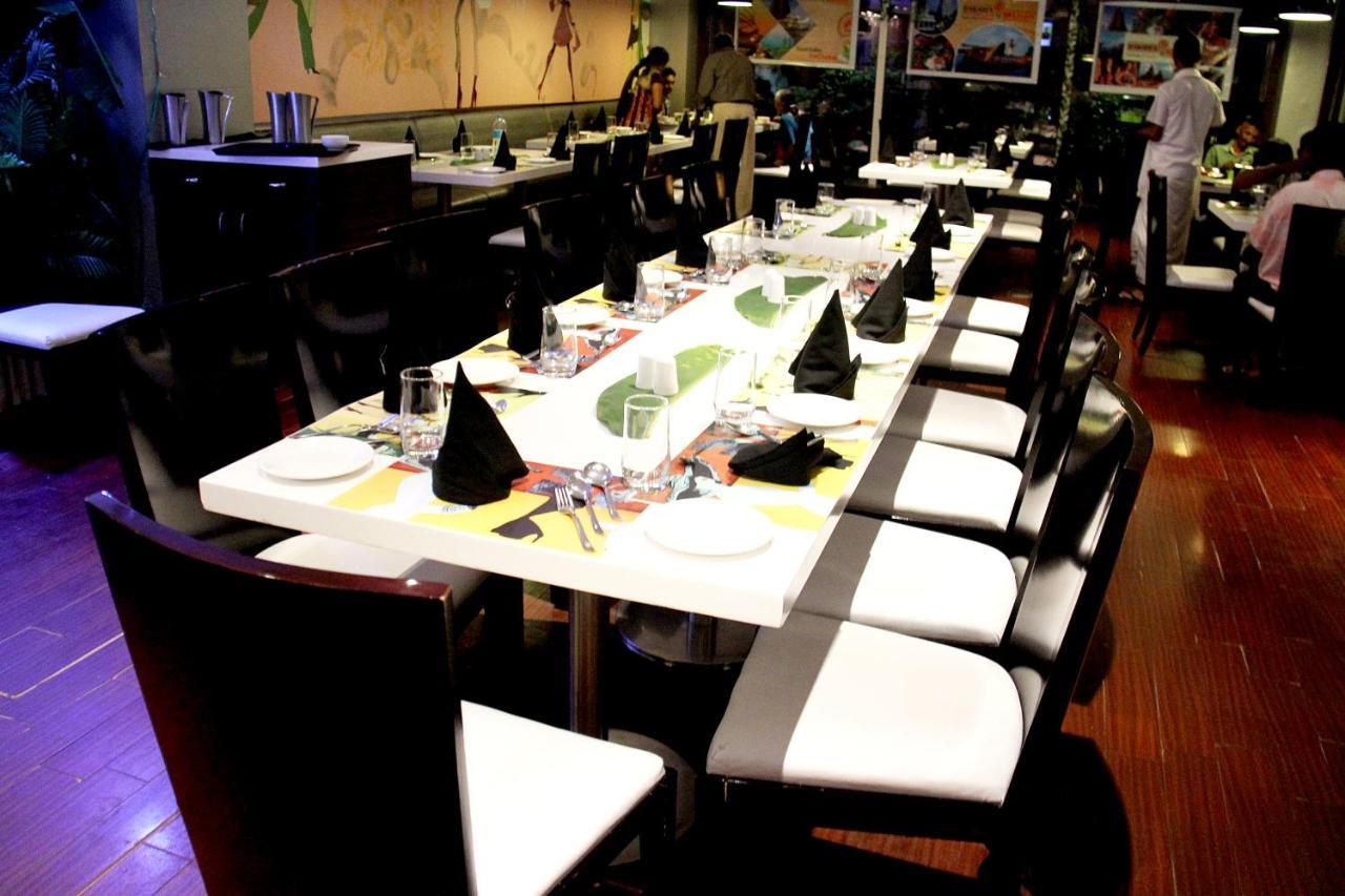 The Fern Residency Rajkot Hotel Luaran gambar