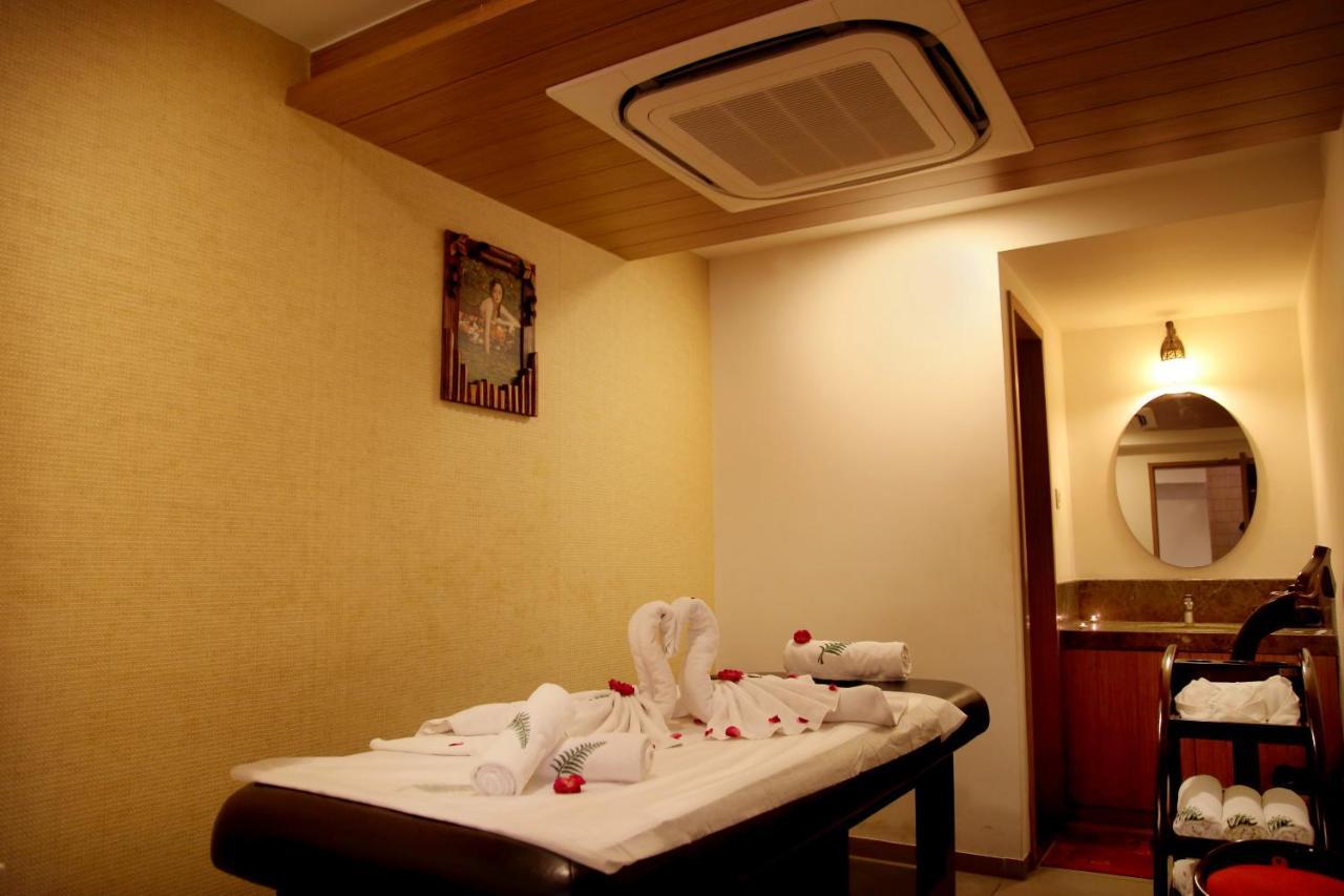 The Fern Residency Rajkot Hotel Luaran gambar
