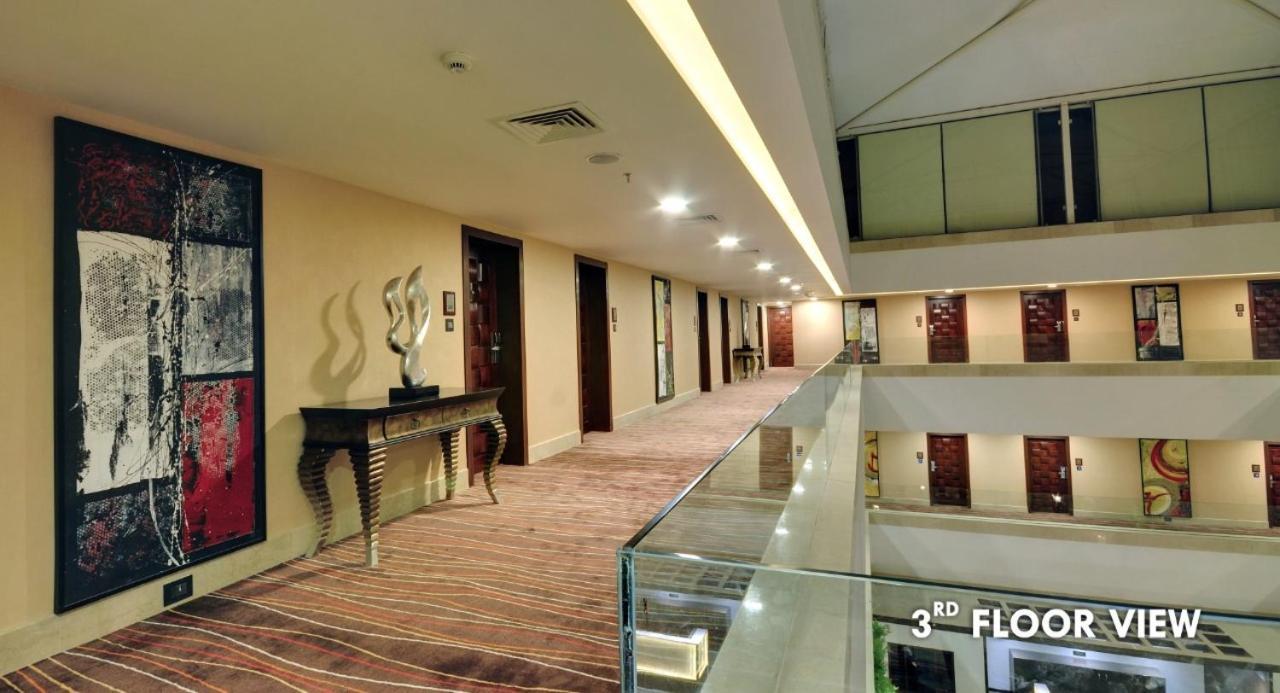 The Fern Residency Rajkot Hotel Luaran gambar