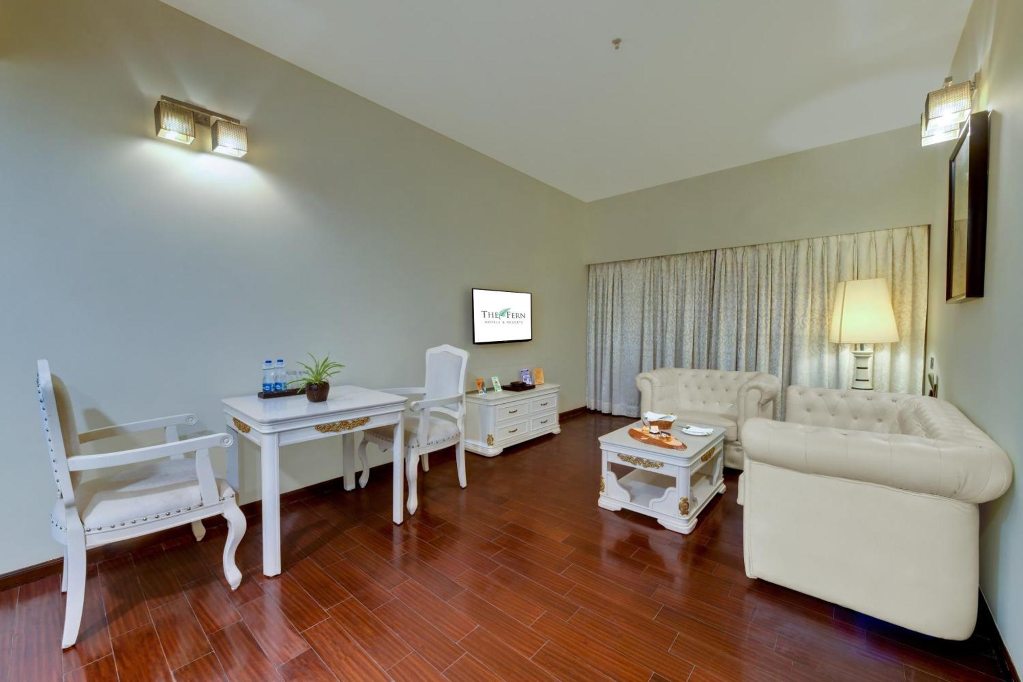 The Fern Residency Rajkot Hotel Luaran gambar